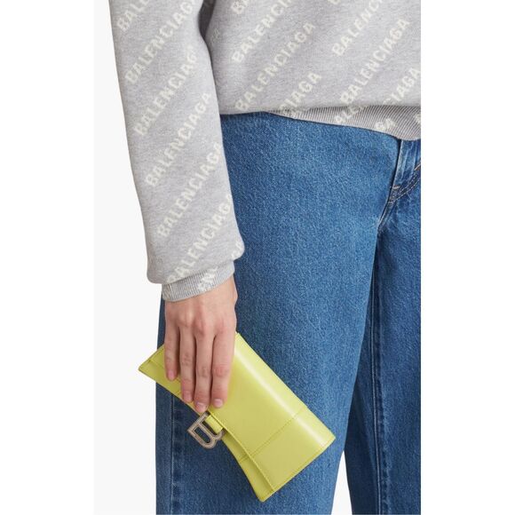 Balenciaga Hourglass Leather Wallet on Chain in Lime Green - Picture 3 of 10